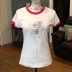 Bella T-shirt New Size Large